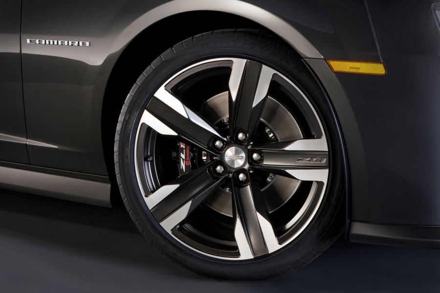  Chevrolet Camaro ZL1 Carbon Concept 2011 года  (фото 7 из 14)